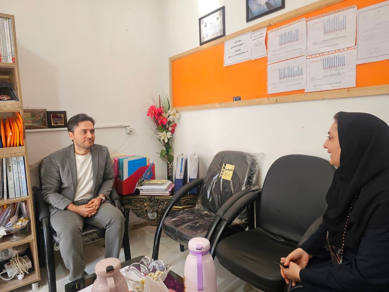 دبیرستان متوسطه دوم دخترانه غیر دولتی آفرینش