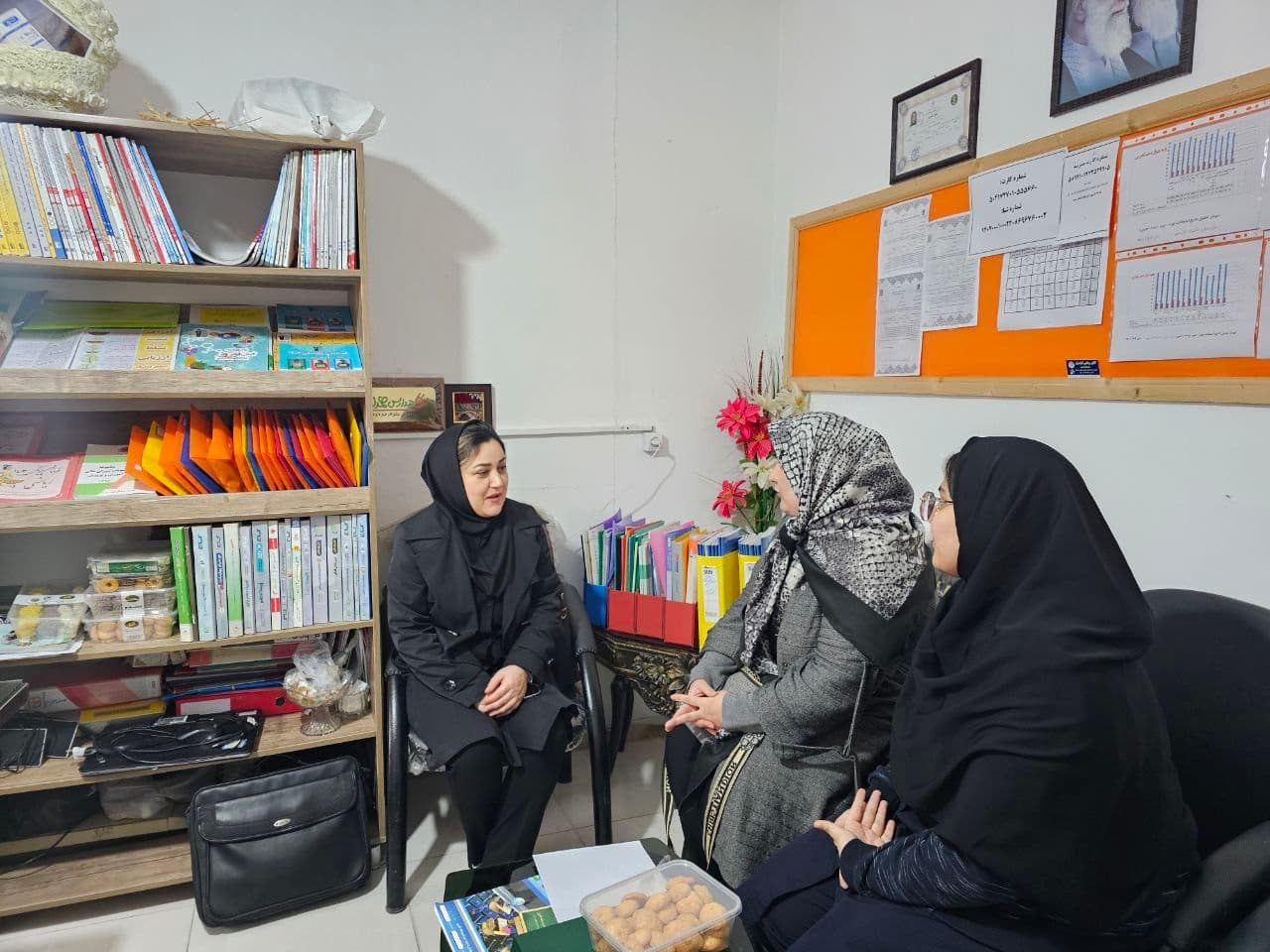 دبیرستان متوسطه دوم دخترانه غیر دولتی آفرینش