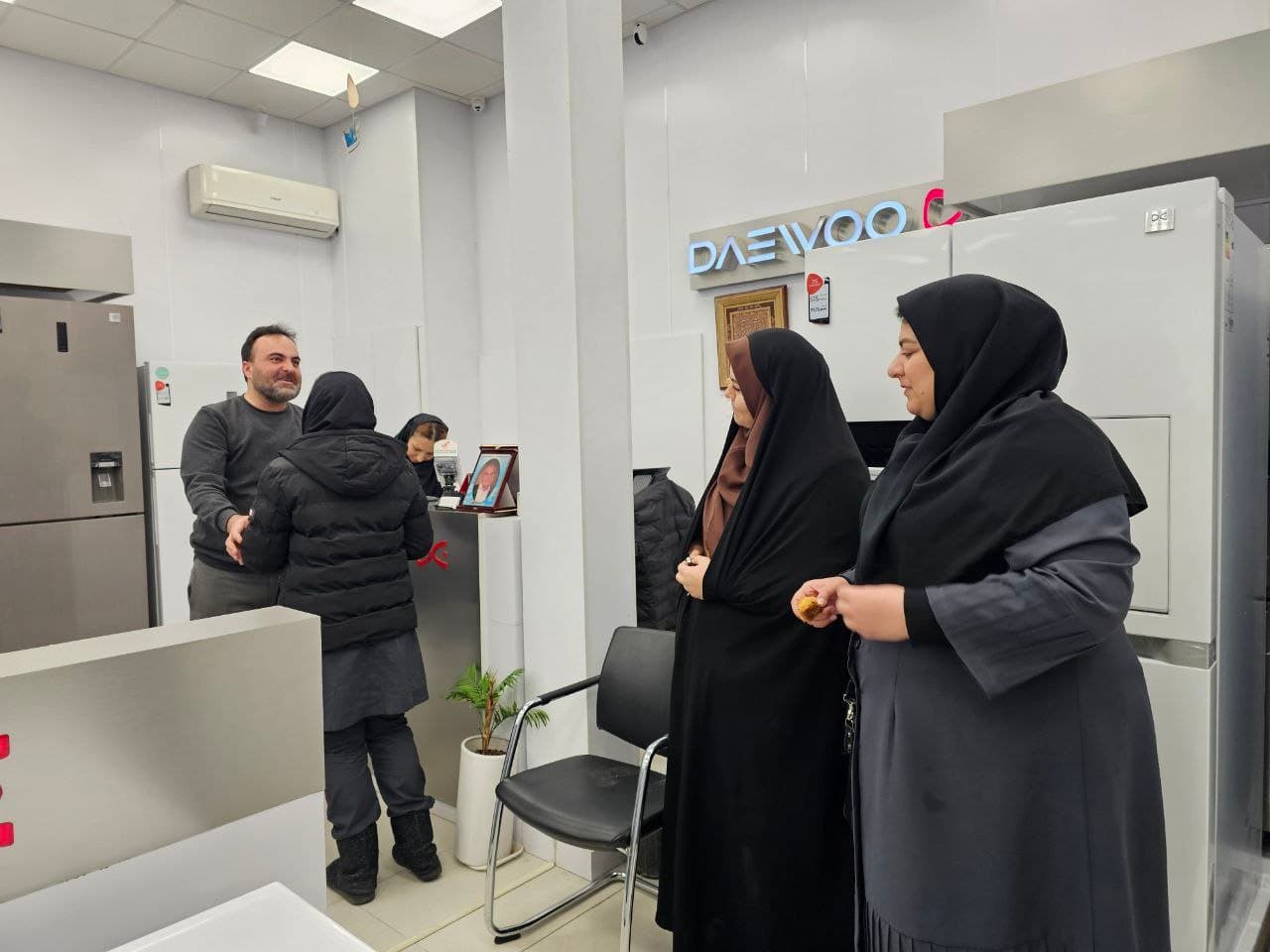 دبیرستان متوسطه دوم دخترانه غیر دولتی آفرینش